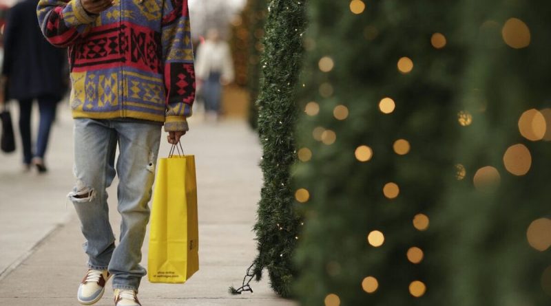 Weak pound to make Christmas shopping more expensive – economist