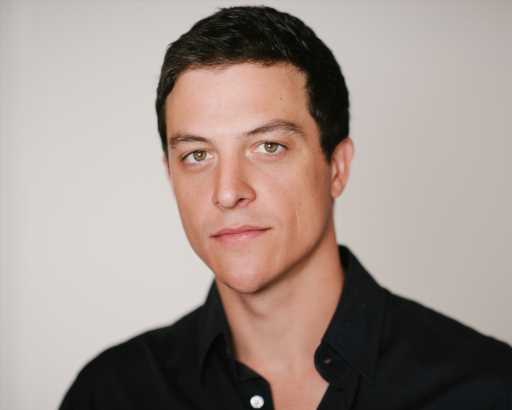 ‘Dynasty’ & ‘The Dressmaker’ Star James Mackay Signs With Elevate Entertainment